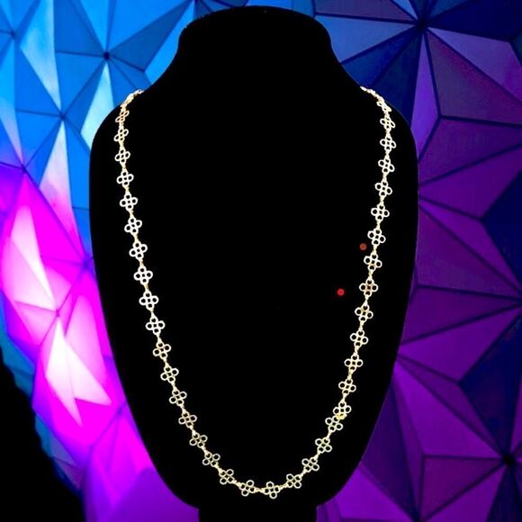 TORY BURCH REIMAGINED IN 18K GOLD PLATED BRASS WITH A DOUBLE T CHARM NEC… - Picture 3 of 4